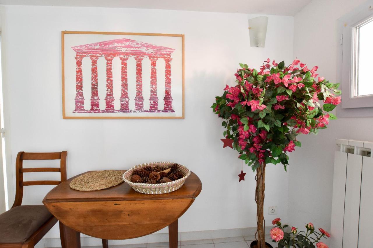 Moulin Rose, Parking - Jardin Apartment Arles Exterior foto