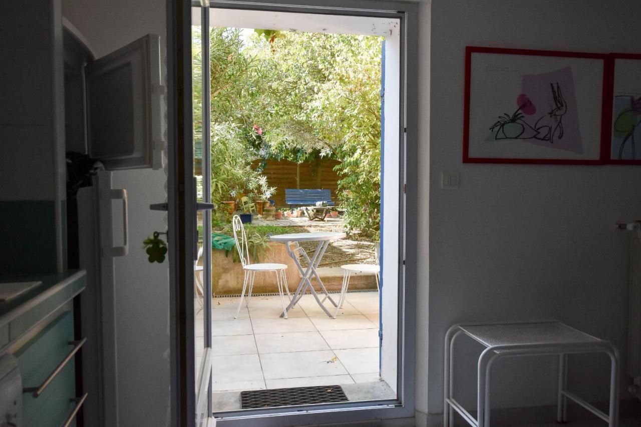 Moulin Rose, Parking - Jardin Apartment Arles Exterior foto